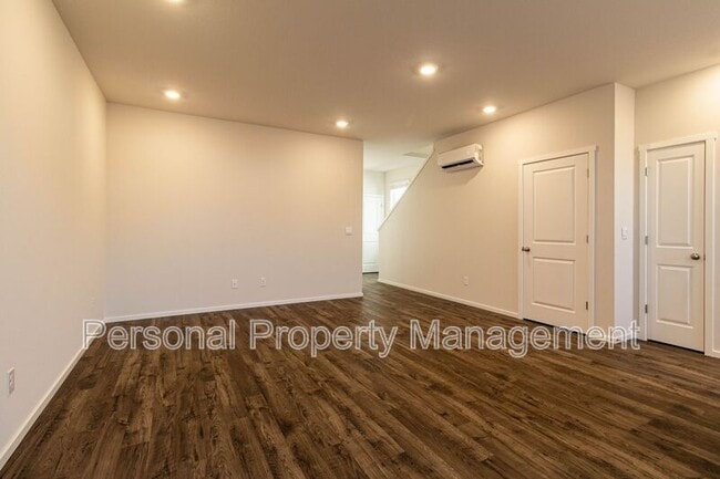 Building Photo - 13722 NE 67th Wy