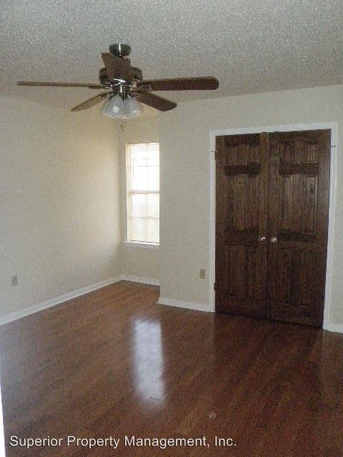 Building Photo - 1153 Heather Ln