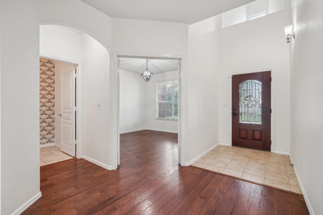 Building Photo - 27458 Camino Tower