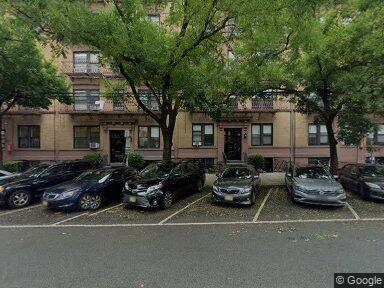 Primary Photo - 1215 Willow Ave