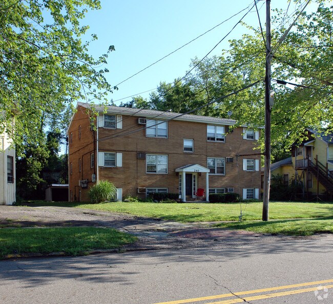 240 Monroe St Warren, OH 44483 Rentals Warren, OH