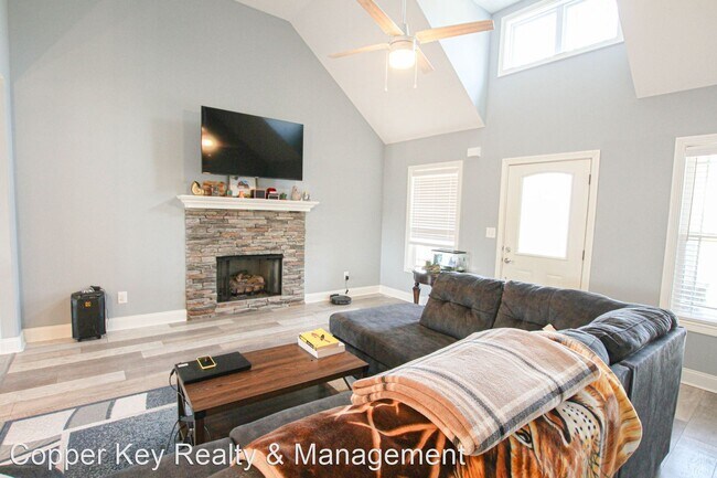 Building Photo - 3 br, 2 bath House - 974 Big Sky Drive