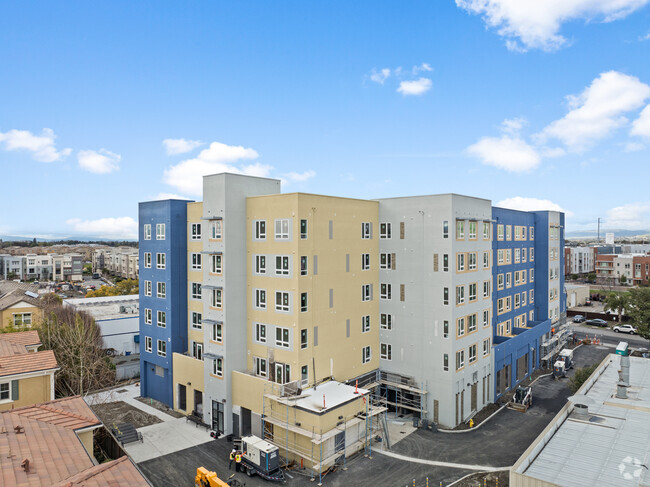 Building Photo - Sango Court