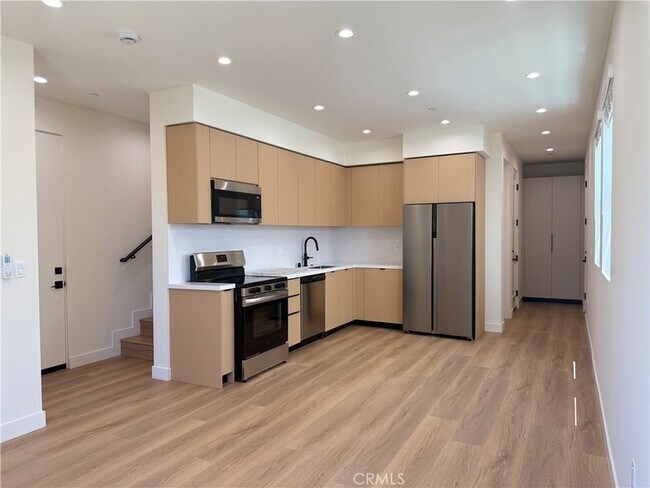 Foto del edificio - 4121 Lafayette Pl