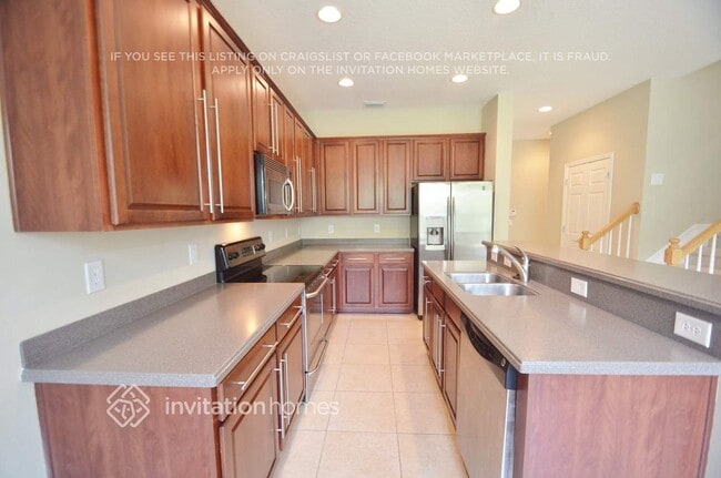 Building Photo - 3943 Hillstead Ln