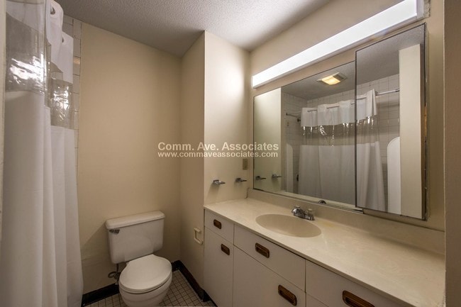 Building Photo - 154 N Beacon St