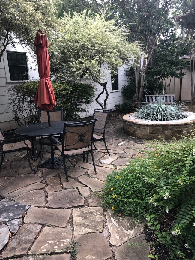 Patio - 5033 Byers Ave