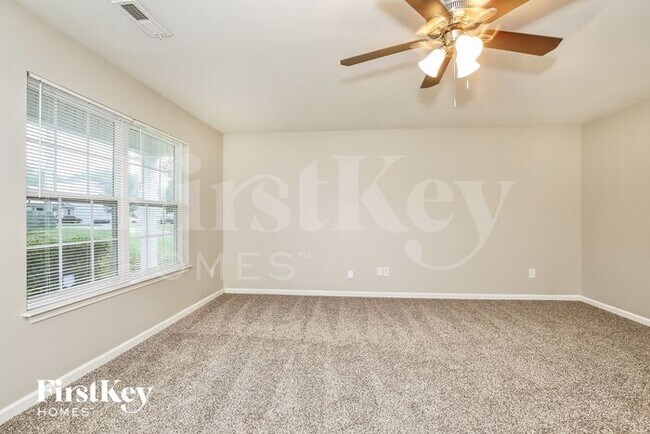 Building Photo - 804 Kallamdale Ct