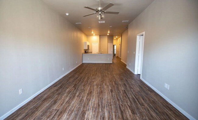Building Photo - Cypress - 2115 N Avenue J