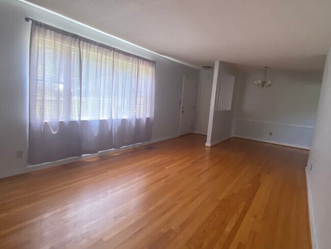 Foto del edificio - 5820 7th Ave S