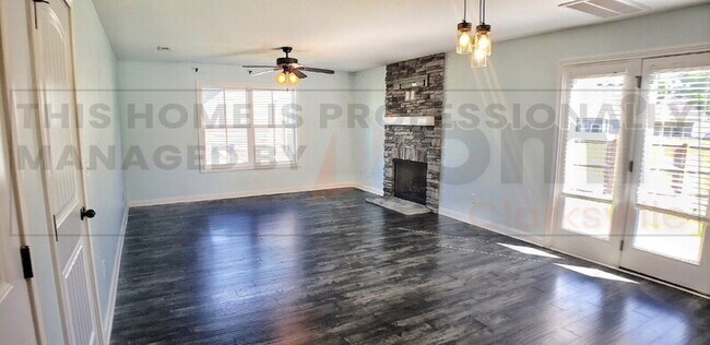 Building Photo - 2907 Lancelot Ln