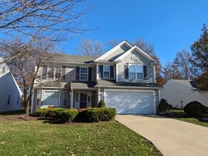 Building Photo - 1457 Hollow Wood Ln