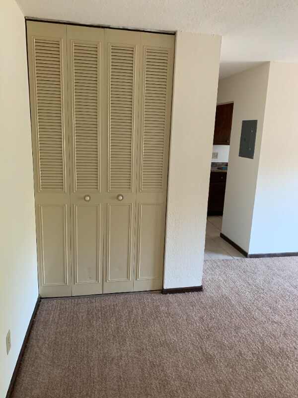 Foto del edificio - 995 St Albans St N