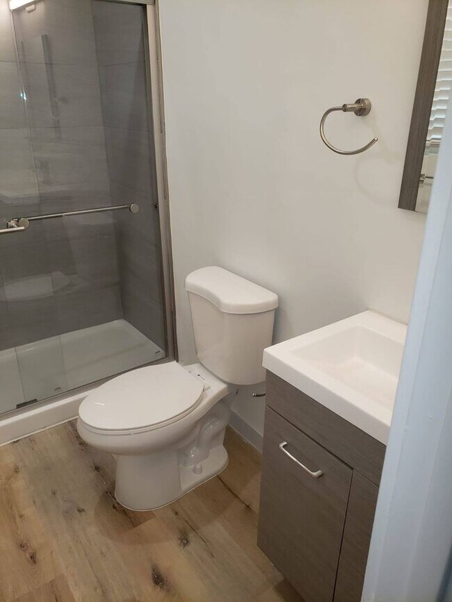 Foto del interior - 1329-1331 Quintero St