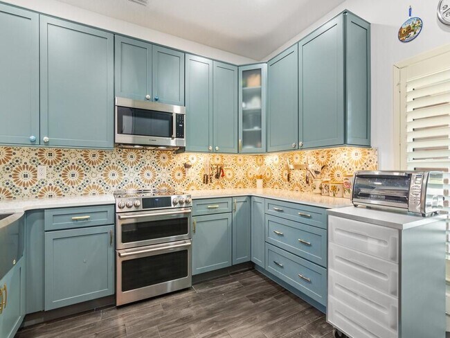 Foto del edificio - 1643 Baseline Ln