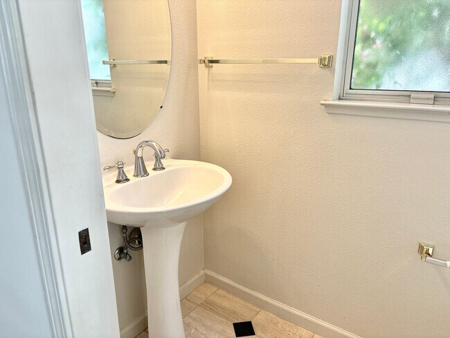 Building Photo - CUPERTINO - Executive property with open a...