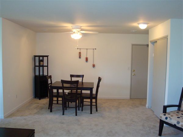 Foto del edificio - 4645 Drummond Blvd SE