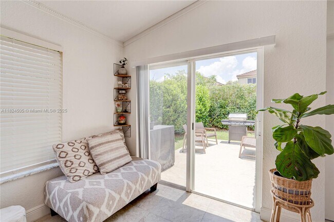 Building Photo - 1482 Canary Island Dr