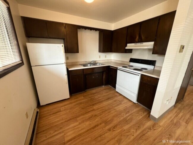 Foto del edificio - 1 br/1 bath valley 4plex - ground floor unit