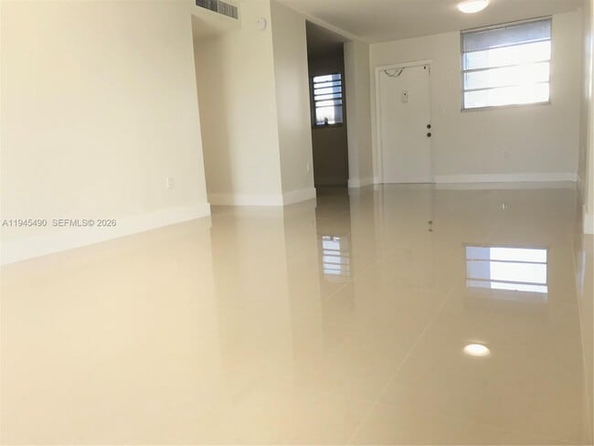 Foto del edificio - 14170 SW 84th St