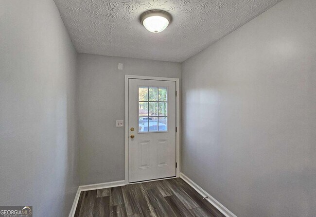 Building Photo - 6627 Banbury Ct NW