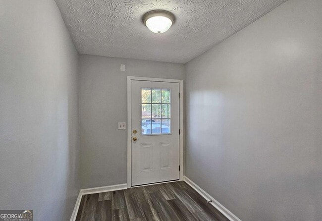 Foto del edificio - 6627 Banbury Ct NW