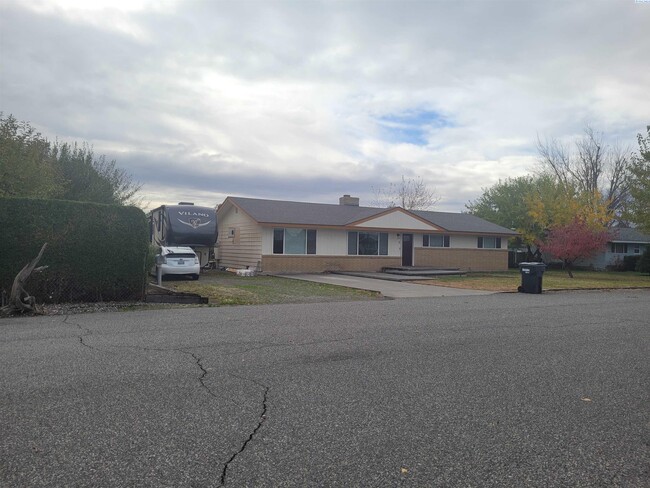 Foto del edificio - 3714 W Nixon St