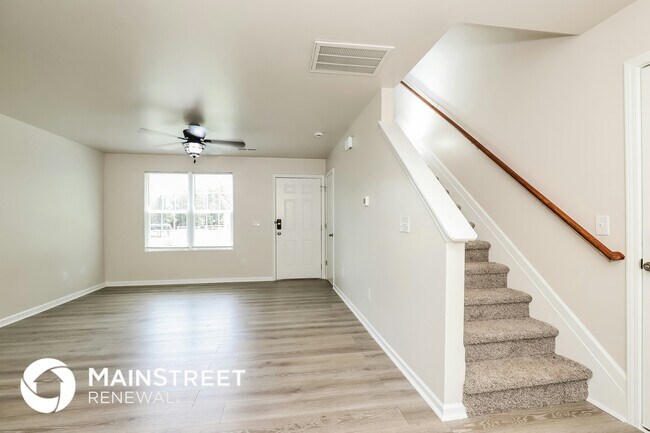 Foto del edificio - 6282 Brentwood Park Ct
