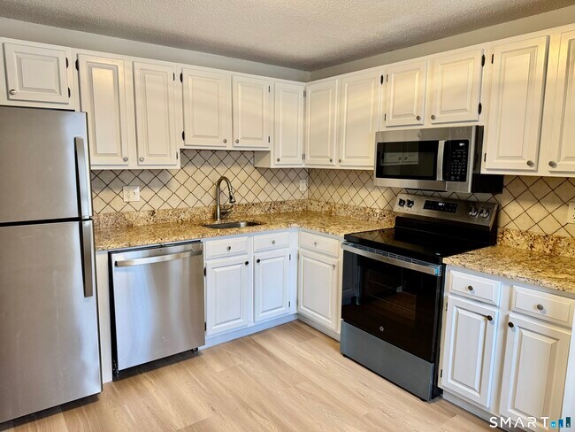 Foto del edificio - 8 Heather Ridge