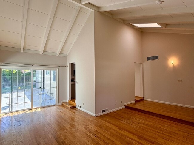 Building Photo - 1376 Spoonbill Way