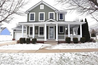 Building Photo - 50595 Coolidge St