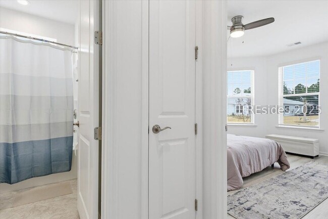 Foto del edificio - 855 Weekend Ave