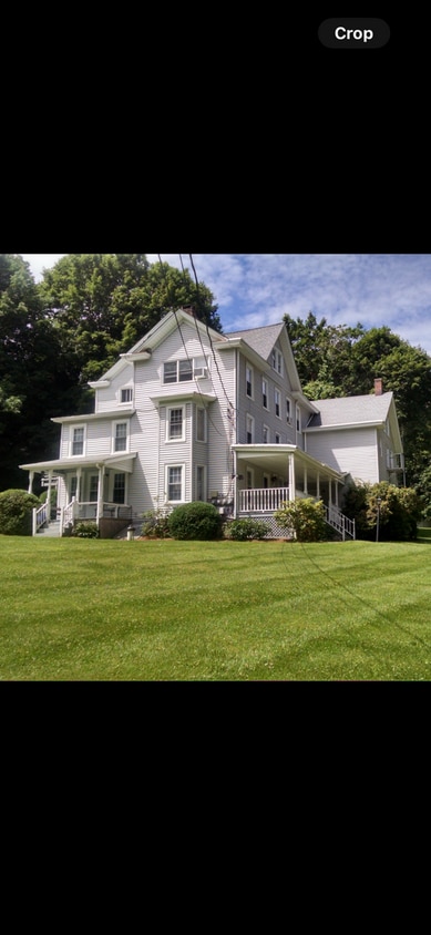 Building Photo - 224 Glen Rd