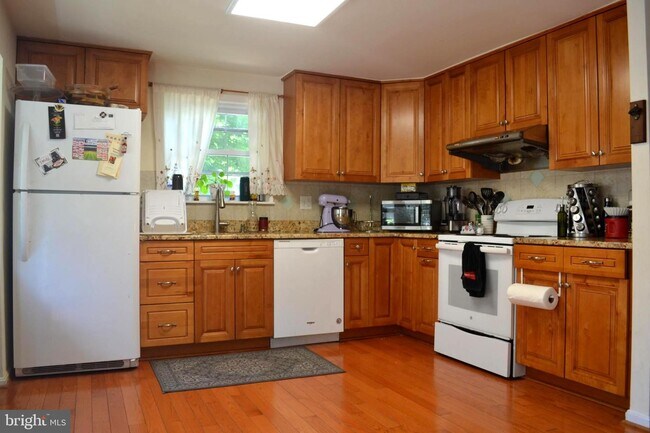 Building Photo - 10512 Smithy Ct