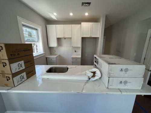 Building Photo - 3 bedroom in Somerville MA