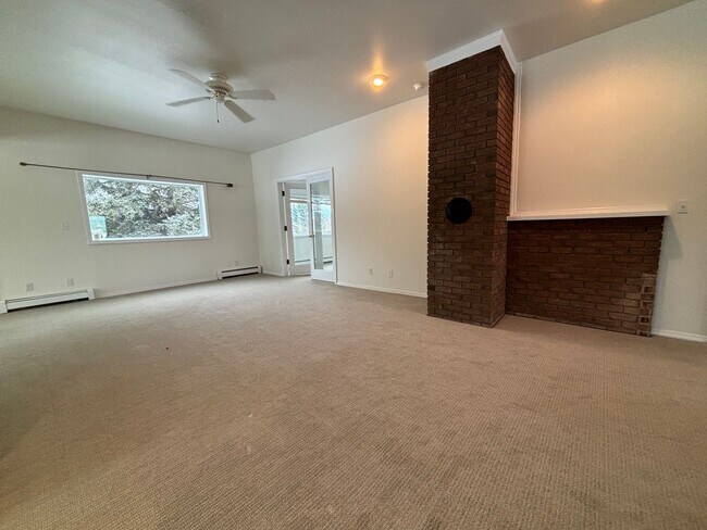 Foto del edificio - Gorgeous 5 bedroom house in the Bozeman co...