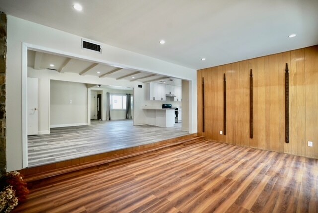 Foto del edificio - 22148 Welby Way