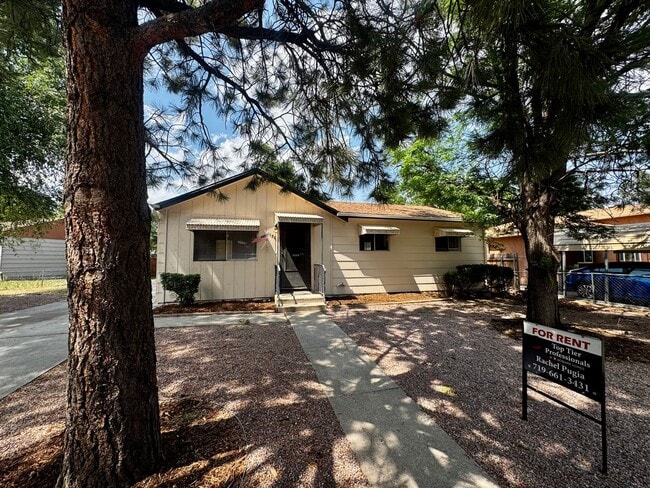 Building Photo - 3 Bedroom one level Home in Stratton Meadows