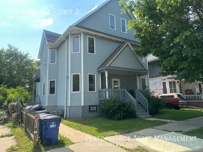 Building Photo - Cozy 2 bedroom apartment in Racine