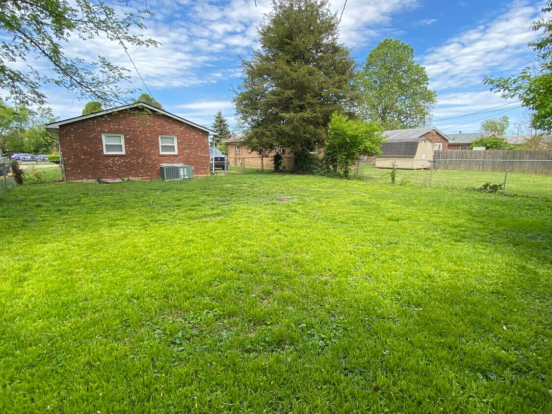 424 Wilson Ave, Versailles, KY 40383 House Rental in Versailles, KY