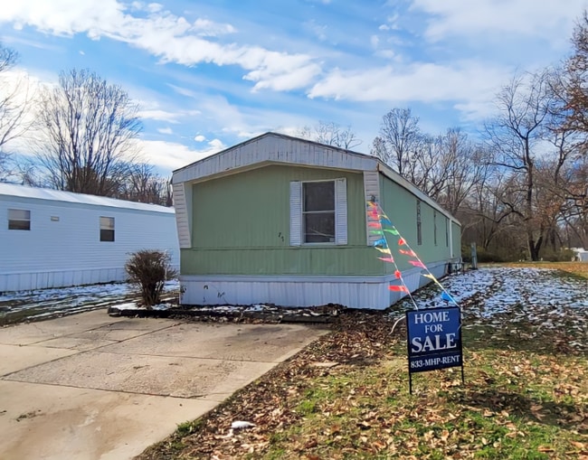 Foto del edificio - 77 Deerwood Park