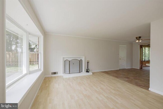 Foto del edificio - 5004 Eastchester Cir