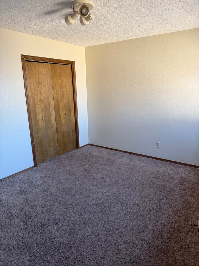 Foto del edificio - 4424 Ridgecrest Cir