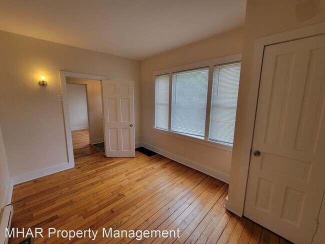 Foto del edificio - 4 br, 2 bath House - 120 N Frances St