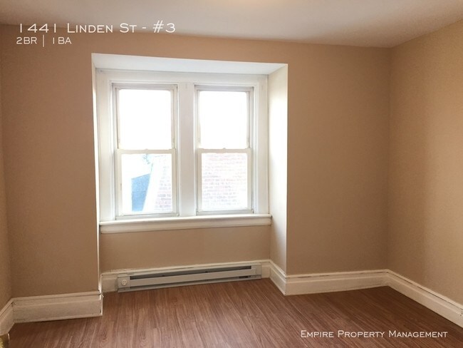 Building Photo - 2 Bedroom apartment with balcony in Allentown