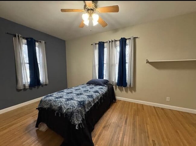 Foto del edificio - 815 Main St S