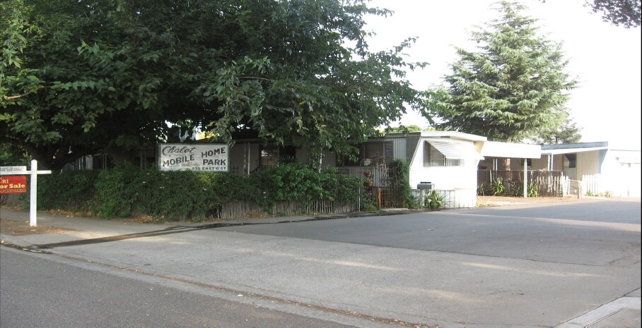 Primary Photo - Chalet MHP