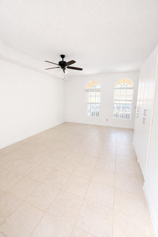 Building Photo - 181 Waterford Dr