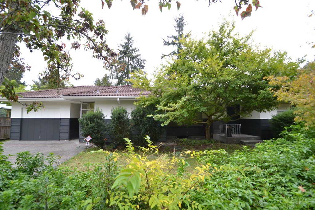 Primary Photo - 2315-2315 NE 104th Way