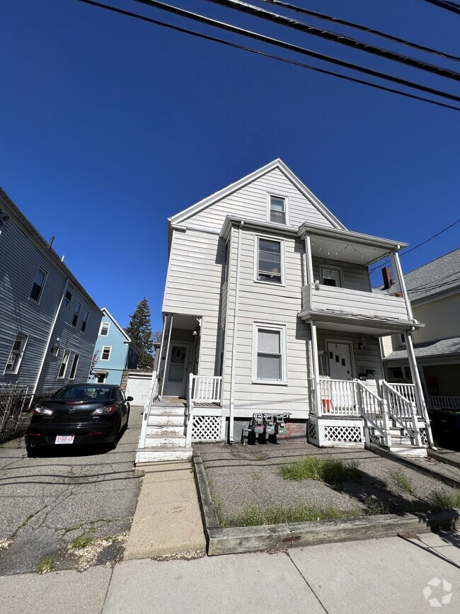 Building Photo - 244 Beacon St